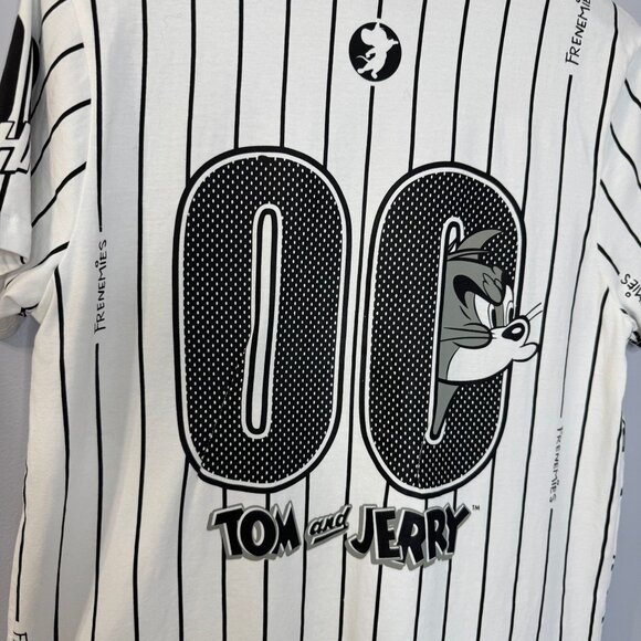 Tom and Jerry Crew Neck White Striped Frenemies Patch T Shirt Sz M - Picture 4 of 10